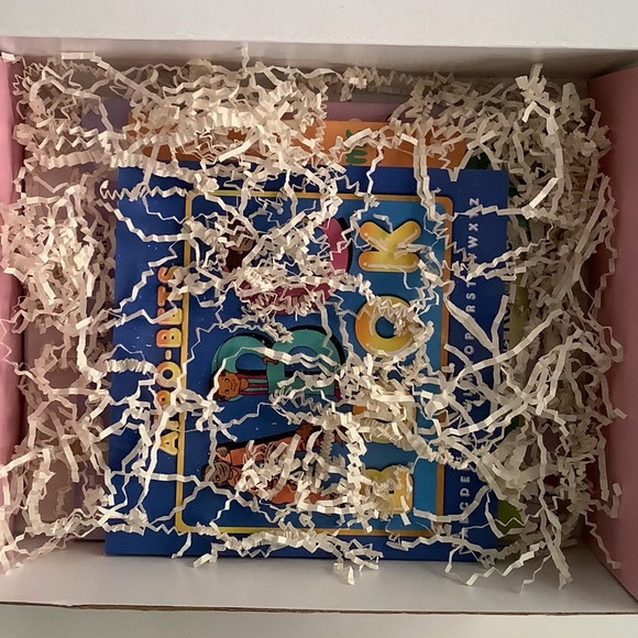 Children’s Gift Box of BOOKS - TWIRL 💕 - Picture 3 of 5